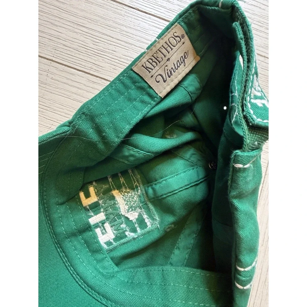 KBETHOS Christmas Holiday Mama Elf Washed Vintage Distressed‎ Baseball Cap Hat